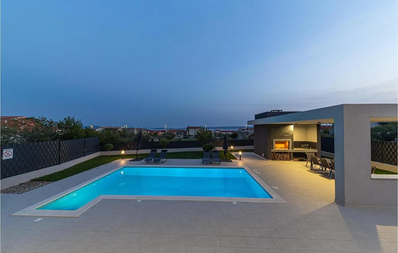 Lovely Home In Kastel Stari With Kitchen Kastela Holiday home